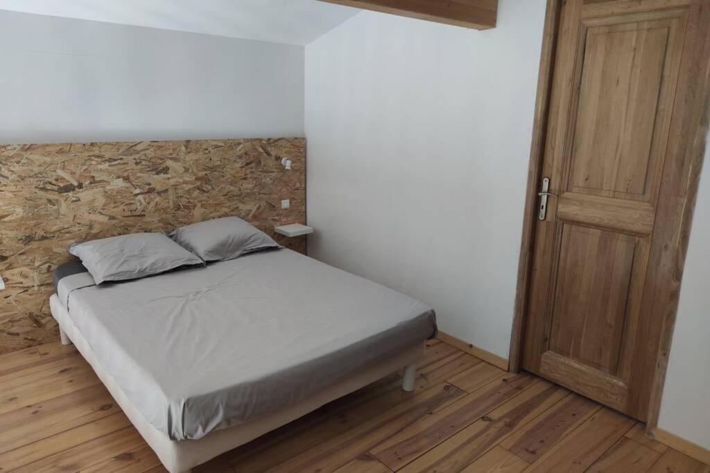 Logement Tout Confort Au Calme Entre Saint Tropez Et Les Gorges Du Verdon Le Thoronet Esterno foto