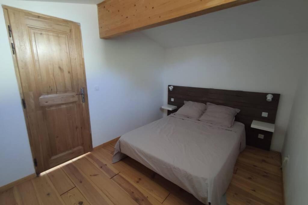 Logement Tout Confort Au Calme Entre Saint Tropez Et Les Gorges Du Verdon Le Thoronet Esterno foto