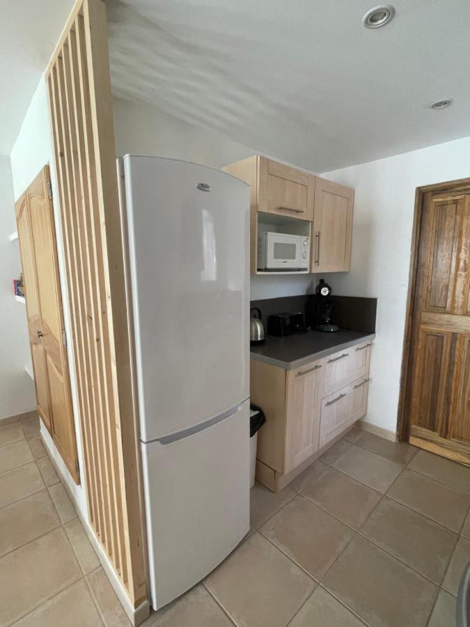 Logement Tout Confort Au Calme Entre Saint Tropez Et Les Gorges Du Verdon Le Thoronet Esterno foto